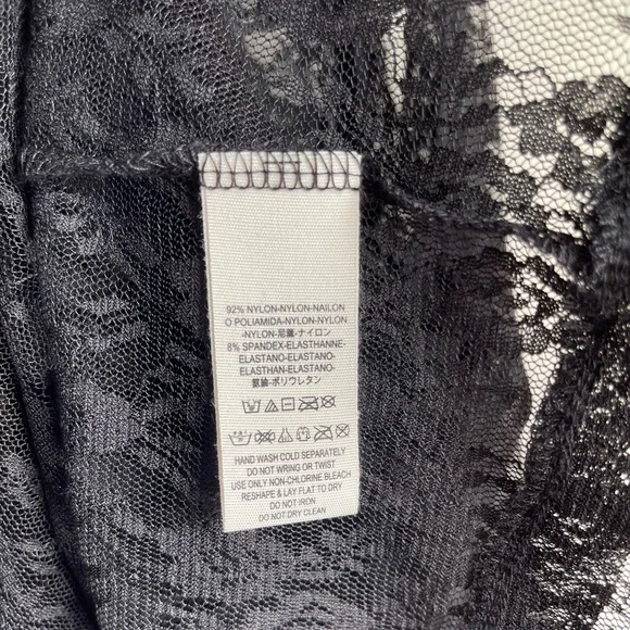 Free People Flowy Lace top - Picture 6 of 6